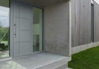 Nowa gwiazda termomodernizacji od KRISPOL. Drzwi aluminiowe SOLANO 86 z panelem wsadowym