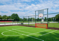 Jak ułożyć sztuczną trawę w zależności od podłoża?