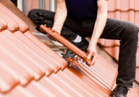 Więcej niż montaż: Dekarz jako kluczowy doradca inwestora Więcej niż montaż: Dekarz jako kluczowy doradca inwestora